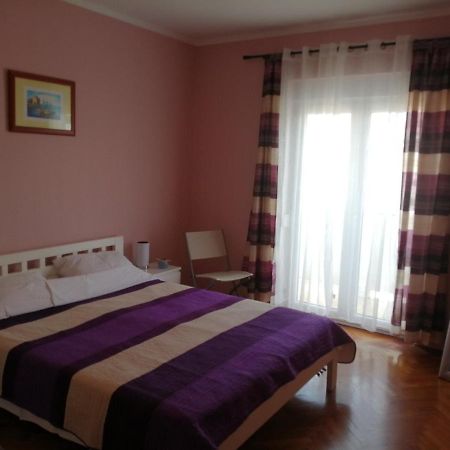 Apartment Maria Banjol Bagian luar foto